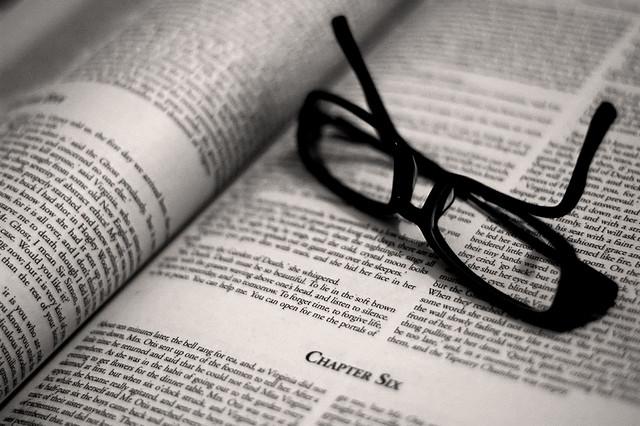 トップ営業マンを目指したい学生が読んでおくべきオススメ書籍5選!