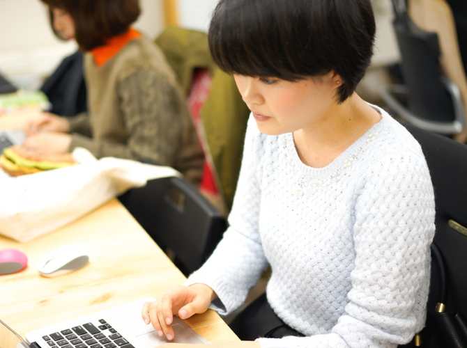 社会経験が積めるうえ、業務を通じて見えてくる、新たな興味や可能性が必ずあると思います|フェリス女学院大学 葛西 瑞穂